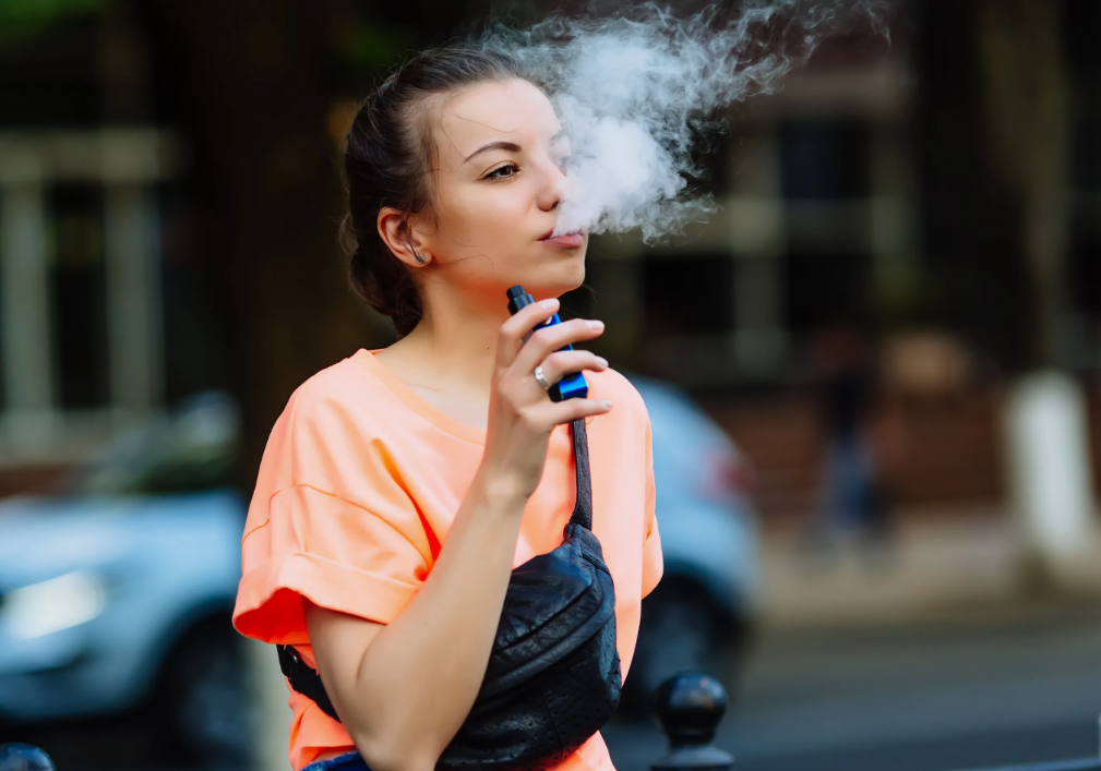 фотография курения одноразки шаки